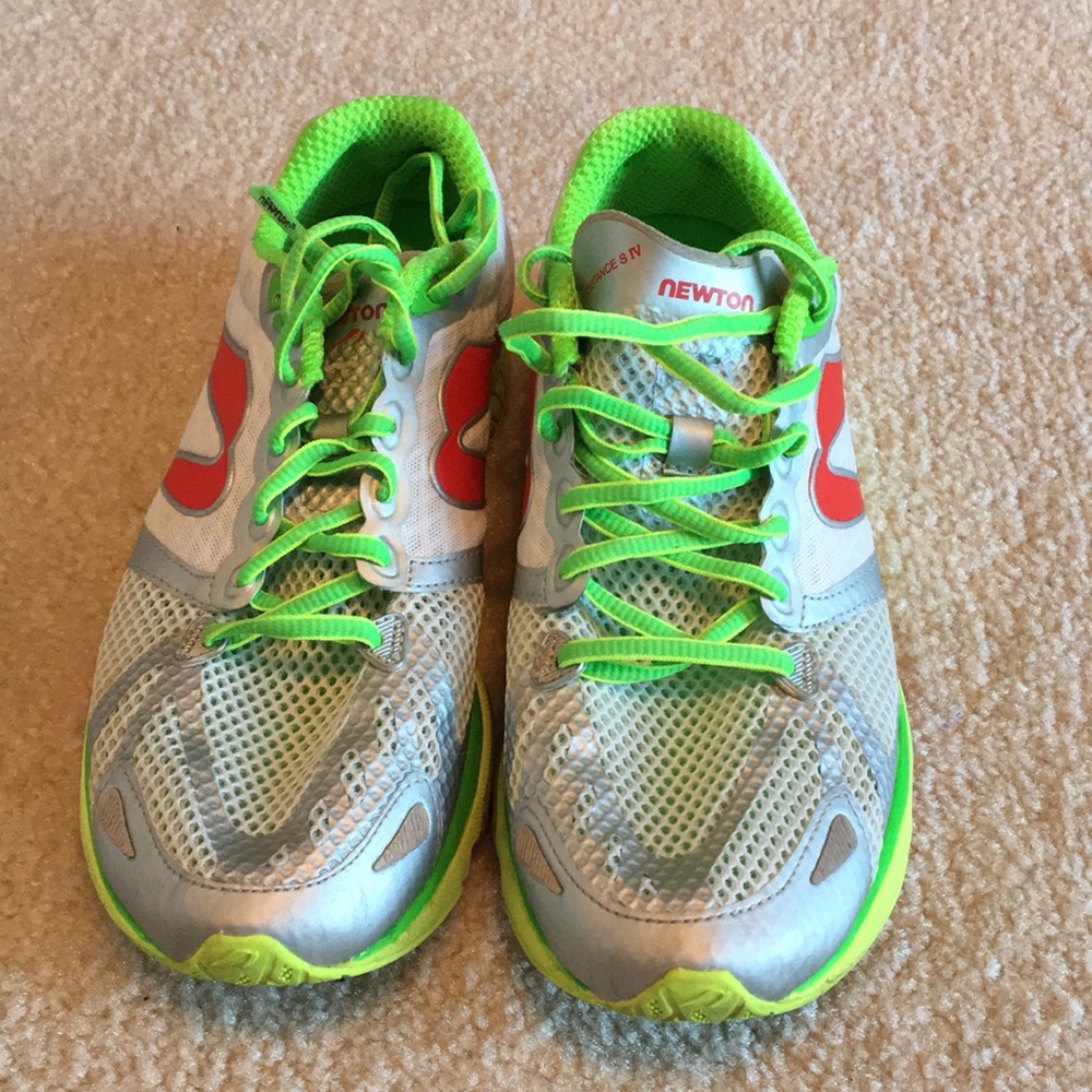Newton distance SIV running shoes